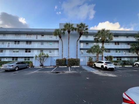 113 Royal Park Drive Oakland Park FL 33309