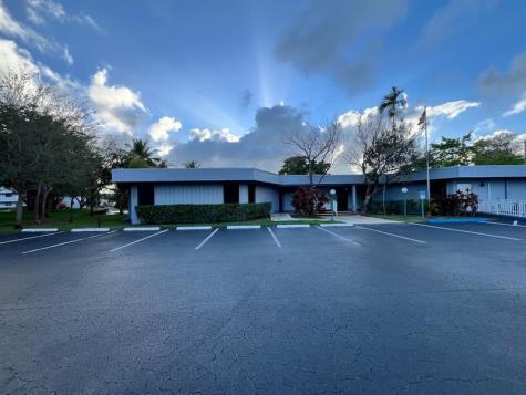 113 Royal Park Drive Oakland Park FL 33309