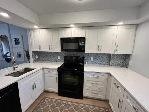 113 Royal Park Drive Oakland Park FL 33309