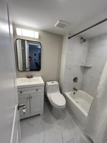 113 Royal Park Drive Oakland Park FL 33309