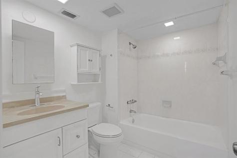 4501 NE 21 Avenue Fort Lauderdale FL 33308