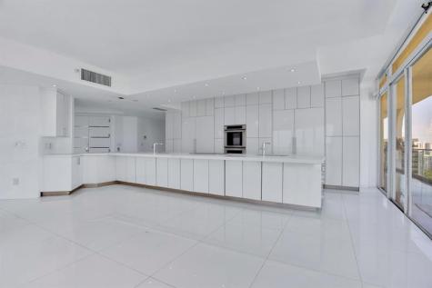 19707 Turnberry Way Aventura FL 33180