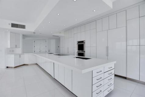 19707 Turnberry Way Aventura FL 33180