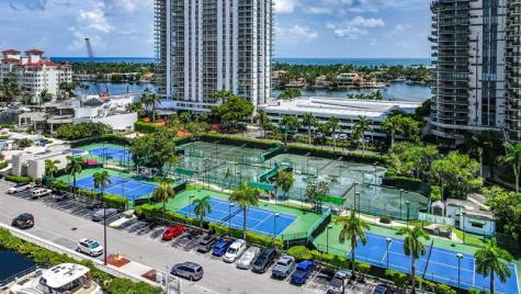 19707 Turnberry Way Aventura FL 33180