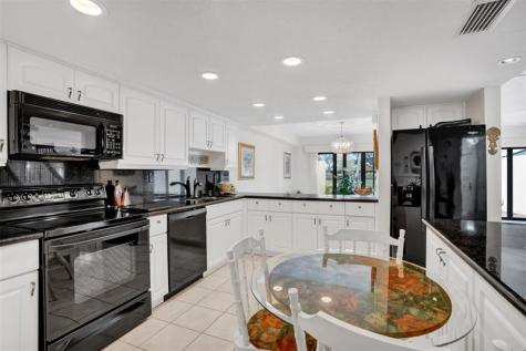 9530 Alcazar Lane Davie FL 33324