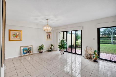 9530 Alcazar Lane Davie FL 33324