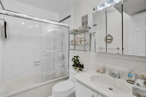 9530 Alcazar Lane Davie FL 33324