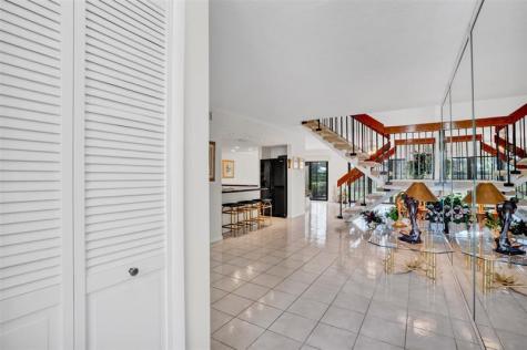 9530 Alcazar Lane Davie FL 33324