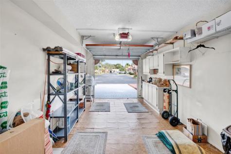 9530 Alcazar Lane Davie FL 33324