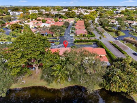 9530 Alcazar Lane Davie FL 33324