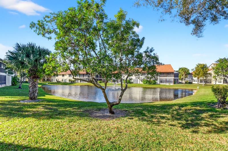 3042 Lucerne Park Drive Greenacres FL 33467