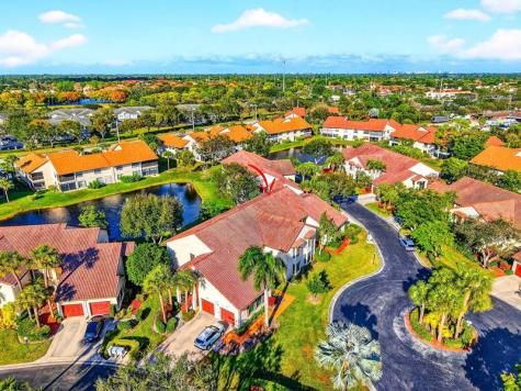 3042 Lucerne Park Drive Greenacres FL 33467