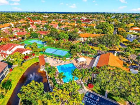 3042 Lucerne Park Drive Greenacres FL 33467