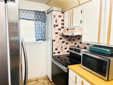 7400 NW 17th Street Plantation FL 33313