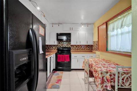 Lauderdale Lakes FL 33311