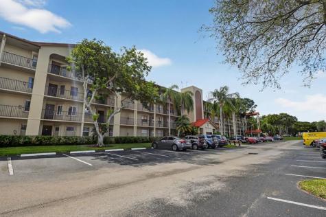 13000 SW 15th Court Pembroke Pines FL 33027