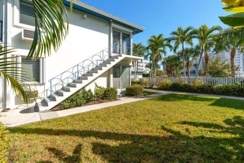 561 Bayshore Drive Fort Lauderdale FL 33304