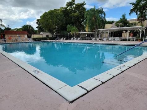 8120 SW 24th Street North Lauderdale FL 33068