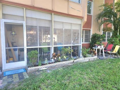 8120 SW 24th Street North Lauderdale FL 33068