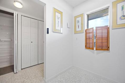 2801 Somerset Drive Lauderdale Lakes FL 33311