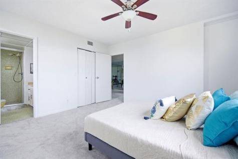 2801 Somerset Drive Lauderdale Lakes FL 33311