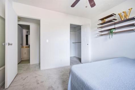 2801 Somerset Drive Lauderdale Lakes FL 33311