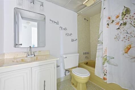 2801 Somerset Drive Lauderdale Lakes FL 33311