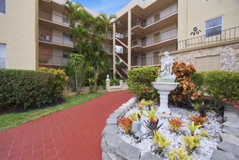 2801 Somerset Drive Lauderdale Lakes FL 33311