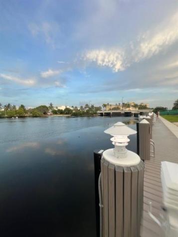 1160 N Federal Highway Fort Lauderdale FL 33304