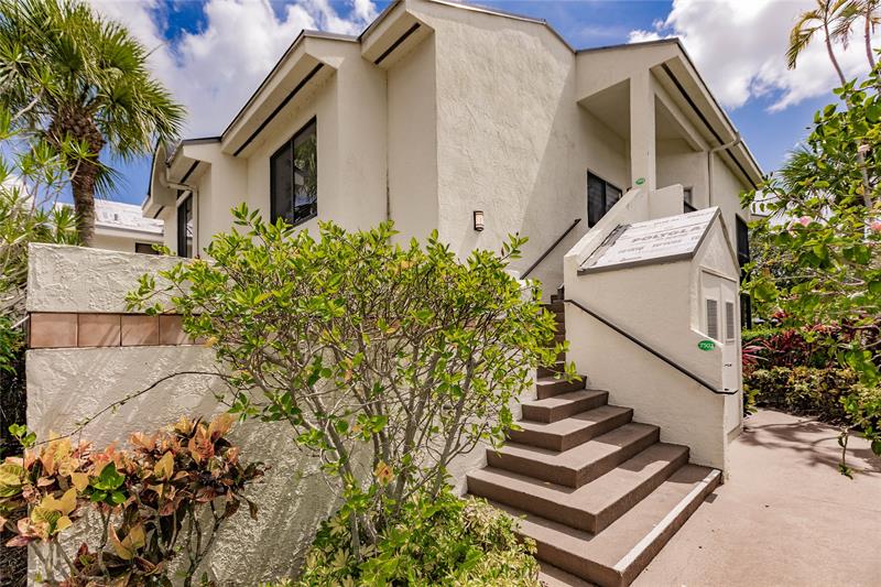 16041 Loch Katrine Trail Delray Beach FL 33446