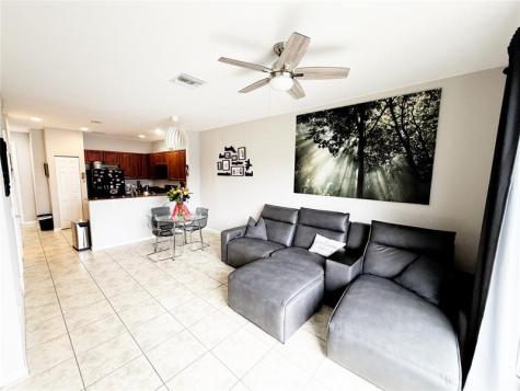 1421 NW 34th Way Lauderhill FL 33311