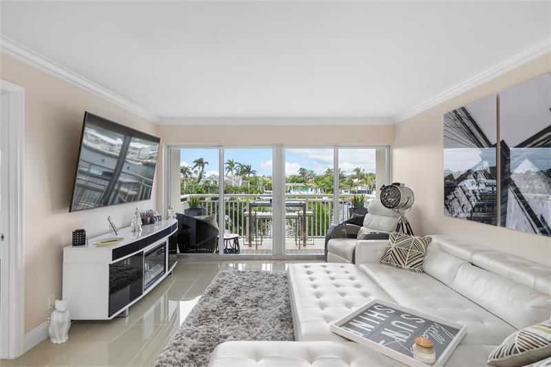 2611 N Riverside Drive Pompano Beach FL 33062