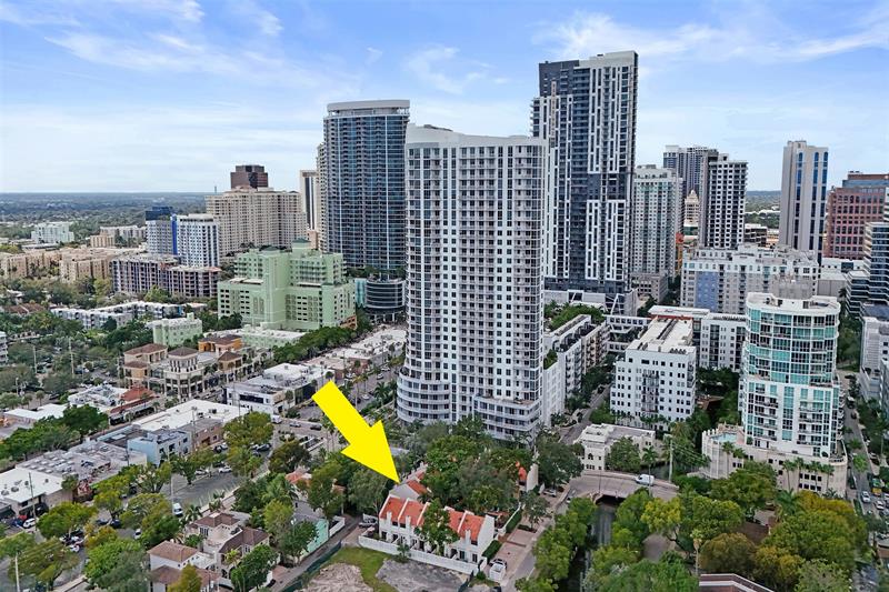 810 SE 2nd Street Fort Lauderdale FL 33301