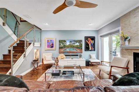 810 SE 2nd Street Fort Lauderdale FL 33301