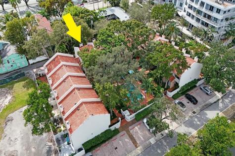 810 SE 2nd Street Fort Lauderdale FL 33301
