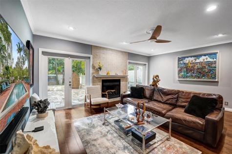 810 SE 2nd Street Fort Lauderdale FL 33301