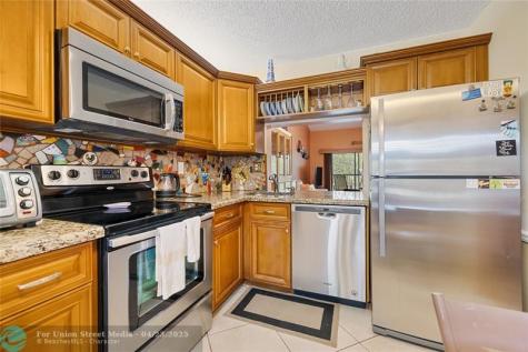 3251 Carambola Circle Coconut Creek FL 33066