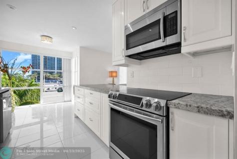 17620 Atlantic Boulevard Sunny Isles Beach FL 33160