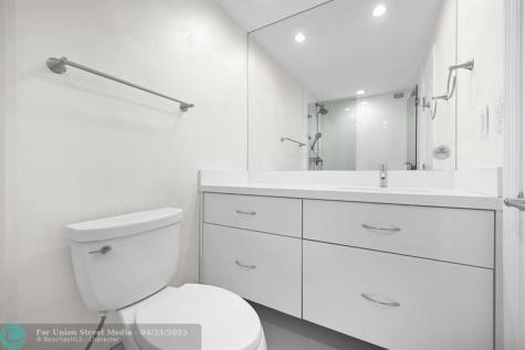 17620 Atlantic Boulevard Sunny Isles Beach FL 33160