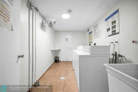 17620 Atlantic Boulevard Sunny Isles Beach FL 33160
