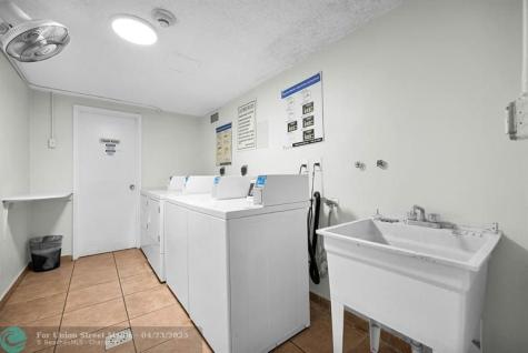 17620 Atlantic Boulevard Sunny Isles Beach FL 33160