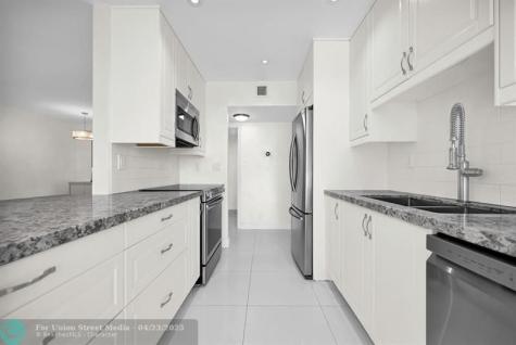 17620 Atlantic Boulevard Sunny Isles Beach FL 33160