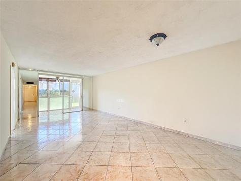 5935 Del Lago Circle Sunrise FL 33313