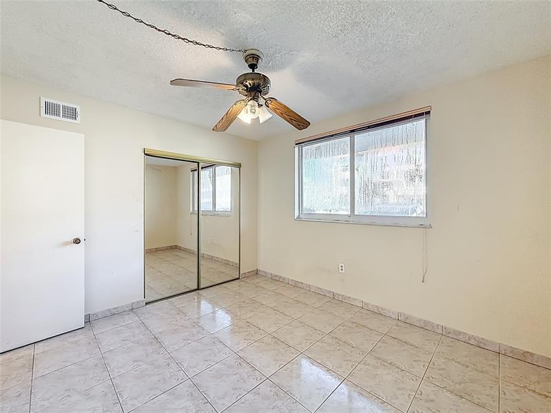 5935 Del Lago Circle Sunrise FL 33313