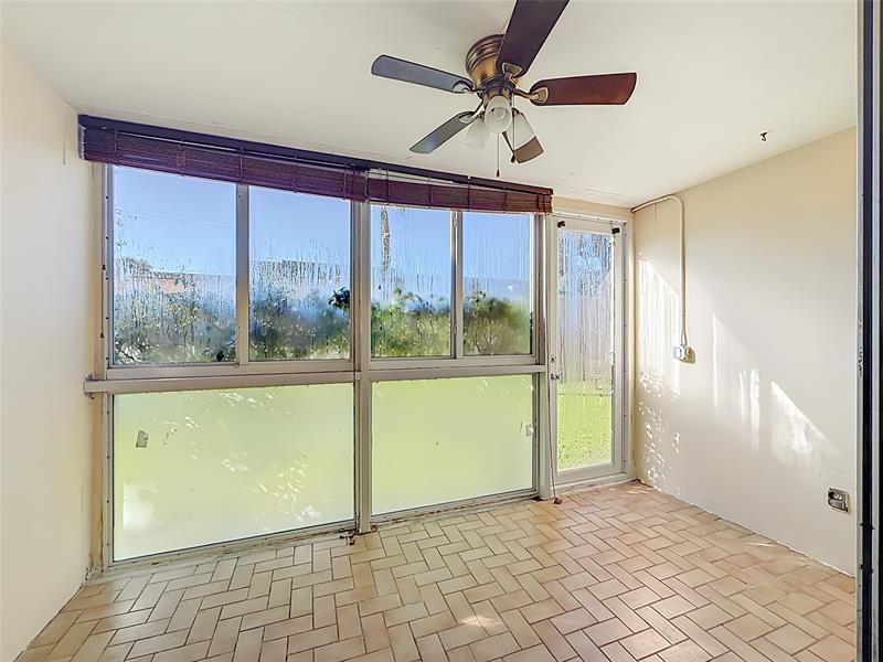 5935 Del Lago Circle Sunrise FL 33313