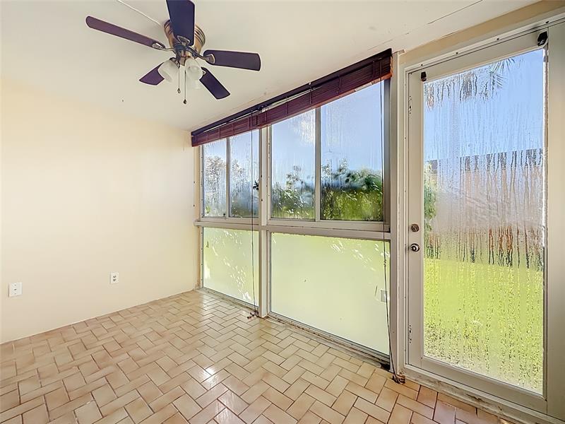 5935 Del Lago Circle Sunrise FL 33313