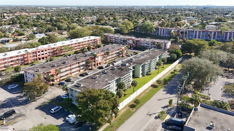 5935 Del Lago Circle Sunrise FL 33313