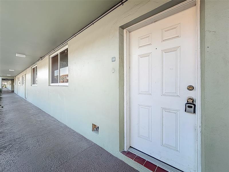 5935 Del Lago Circle Sunrise FL 33313