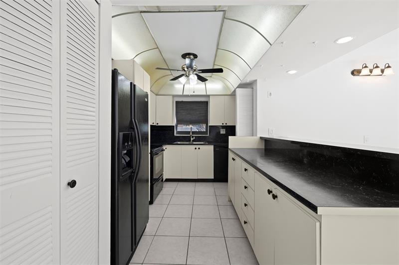 7734 Balboa Street Sunrise FL 33351