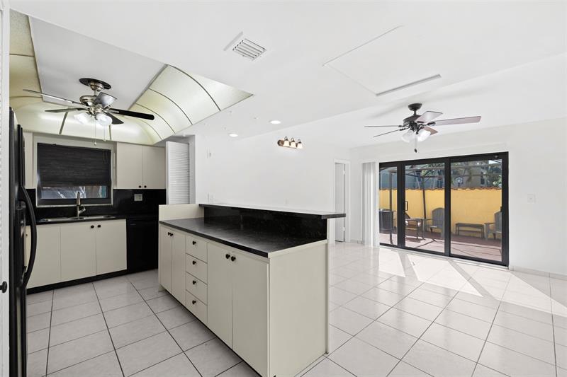 7734 Balboa Street Sunrise FL 33351